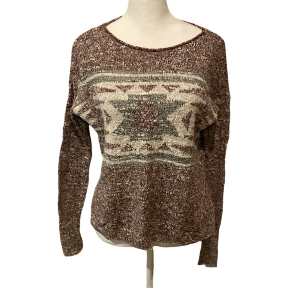 Hollister crew neck sweater. Size XS/S. Maroon/cream Aztec pattern.